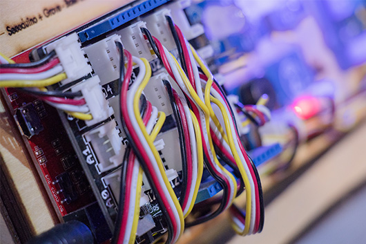 尊龙凯时人生就是搏浅谈毗连器生长现状及趋势